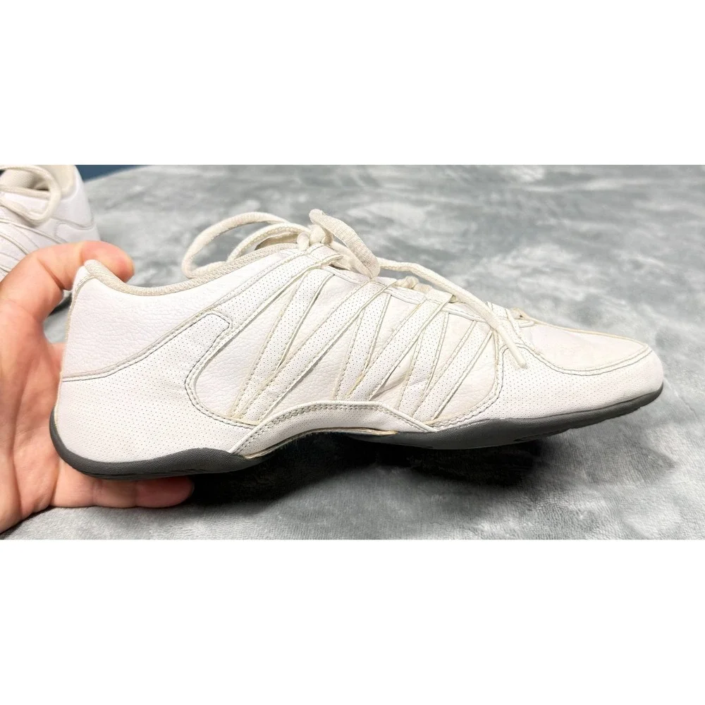 Nike Sneakers Womens 8 White Perforated Leather Lace Up Casual Shoes